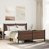 vidaXL Cadre de lit en m&eacute;tal sans matelas ch&ecirc;ne marron 140x200 cm