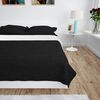 vidaXL Couvre-lit &agrave; double face matelass&eacute; 230 x 260 cm Noir et blanc