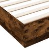 vidaXL Cadre de lit sans matelas ch&ecirc;ne fum&eacute; 200x200 cm