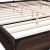 vidaXL Cadre de lit sans matelas ch&ecirc;ne marron 200x200 cm