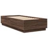 vidaXL Cadre de lit avec LED sans matelas ch&ecirc;ne marron 100x200 cm